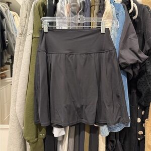 LULULEMON align skirt. sz 8. long length.